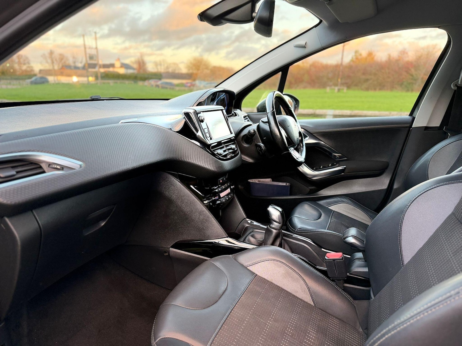 Used Peugeot 2008 2016 for sale - 76701747: Photo 31