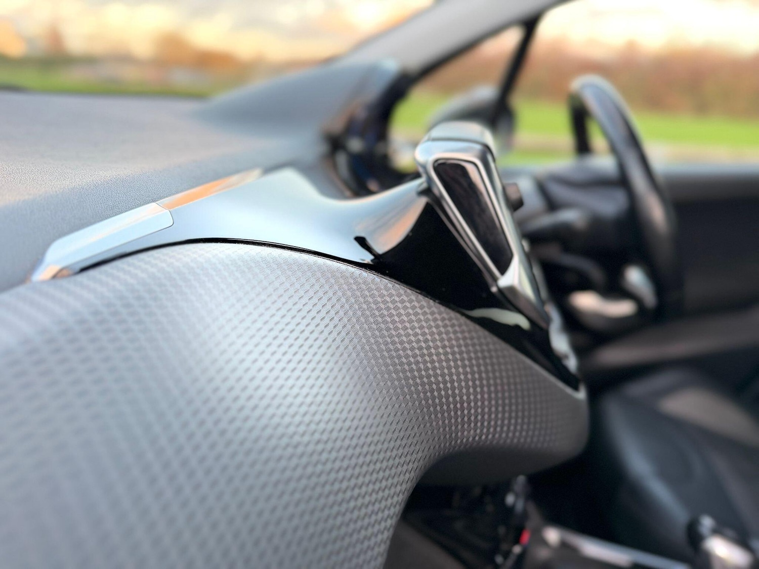 Used Peugeot 2008 2016 for sale - 76701747: Photo 38