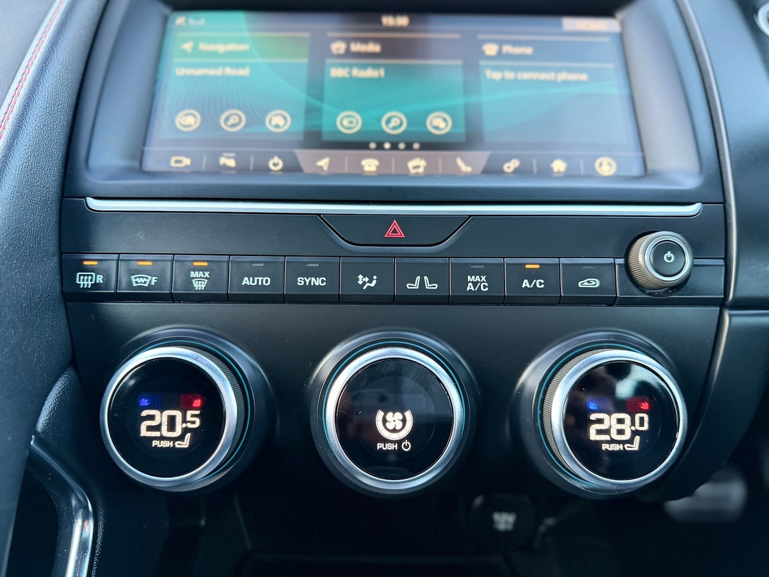 Used Jaguar E-Pace 2019 for sale - 77033997: Photo 20