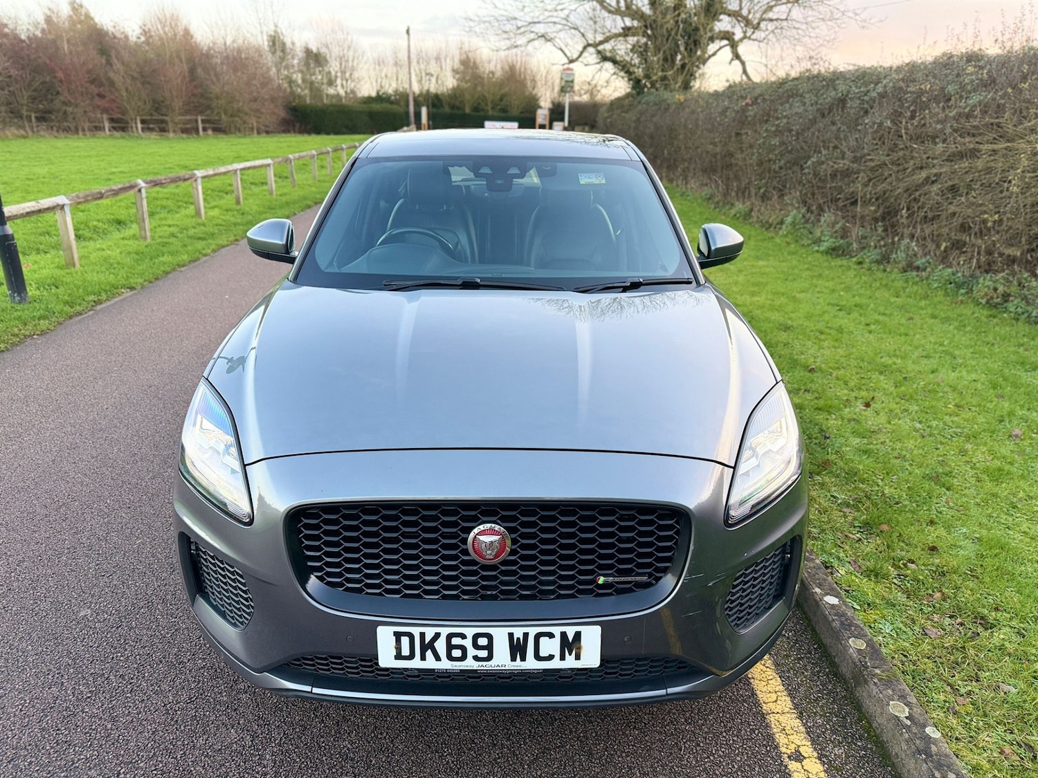 Used Jaguar E-Pace 2019 for sale - 77033997: Photo 3