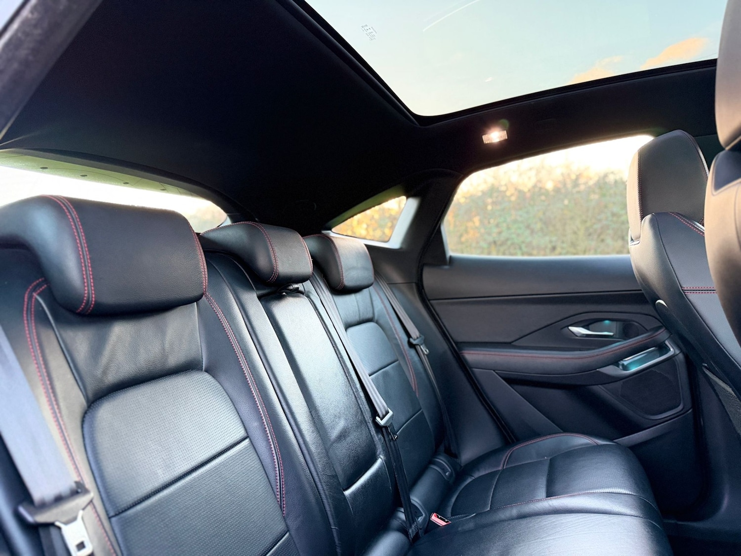 Used Jaguar E-Pace 2019 for sale - 77033997: Photo 31