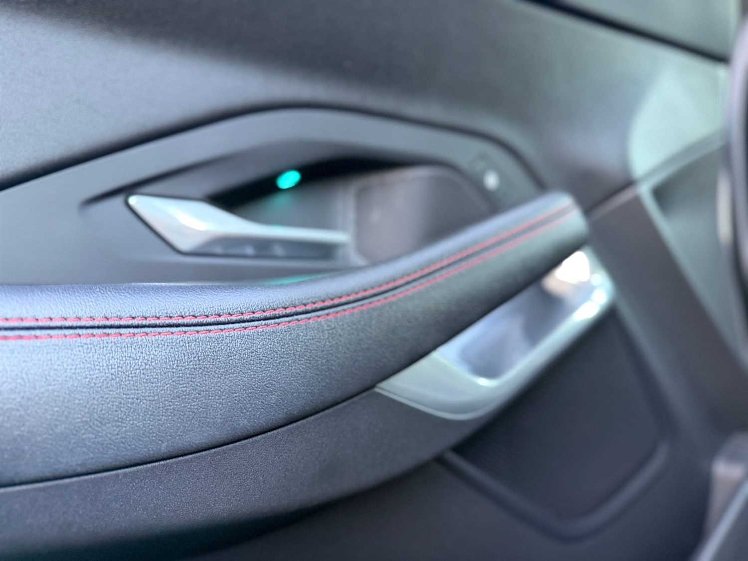 Used Jaguar E-Pace 2019 for sale - 77033997: Photo 36