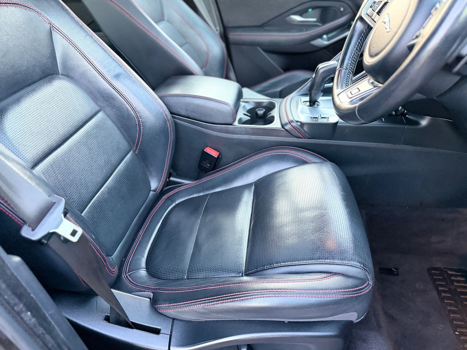 Used Jaguar E-Pace 2019 for sale - 77033997: Photo 52