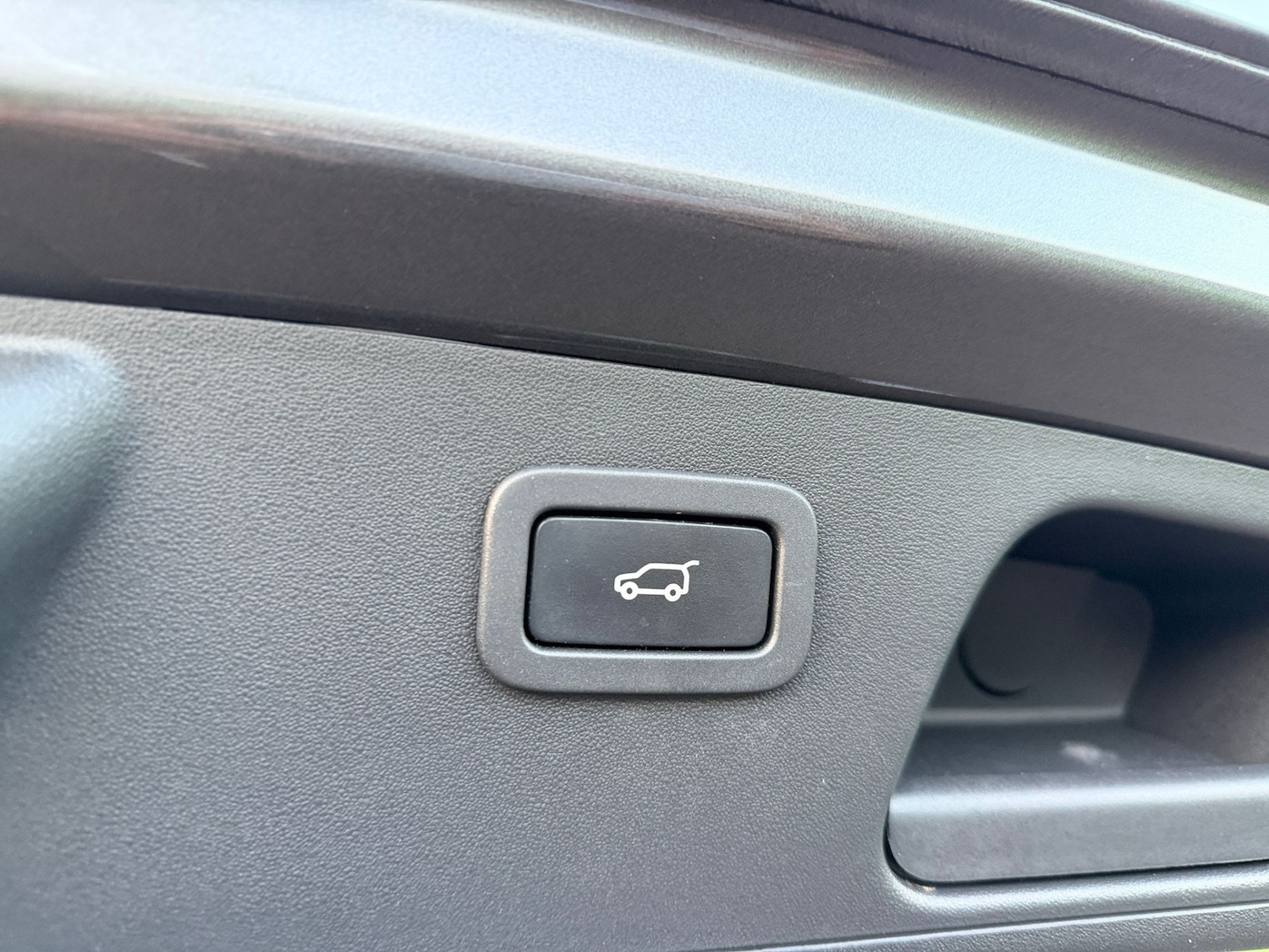 Used Jaguar E-Pace 2019 for sale - 77033997: Photo 65