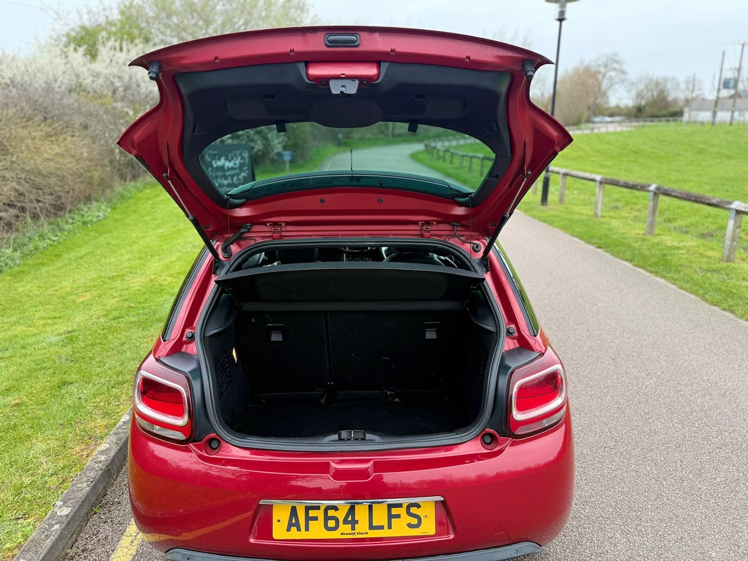 Used Citroen DS3 2014 for sale - 78087965: Photo 15