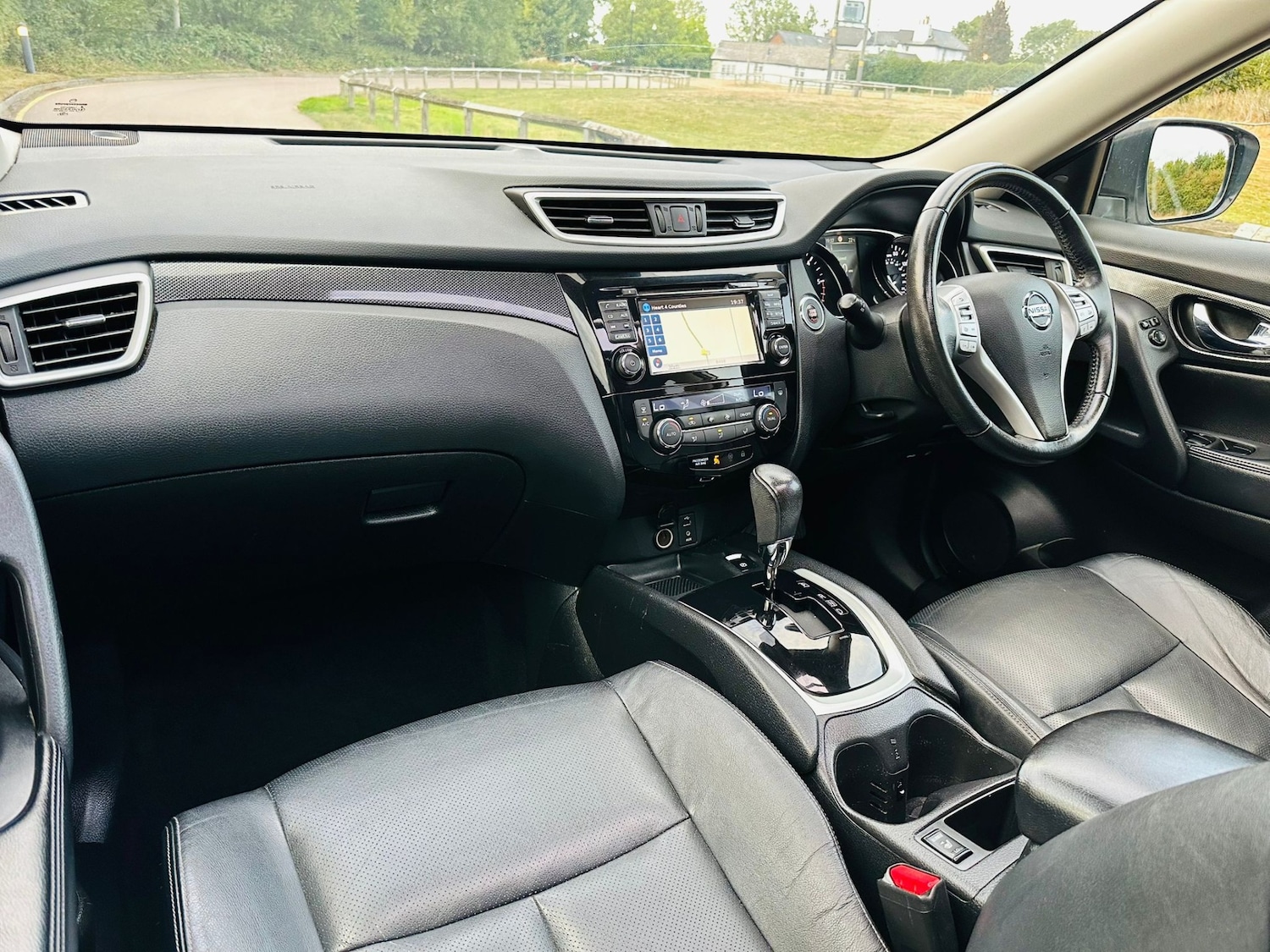 Used Nissan X-Trail 2016 for sale - 77677263: Photo 40