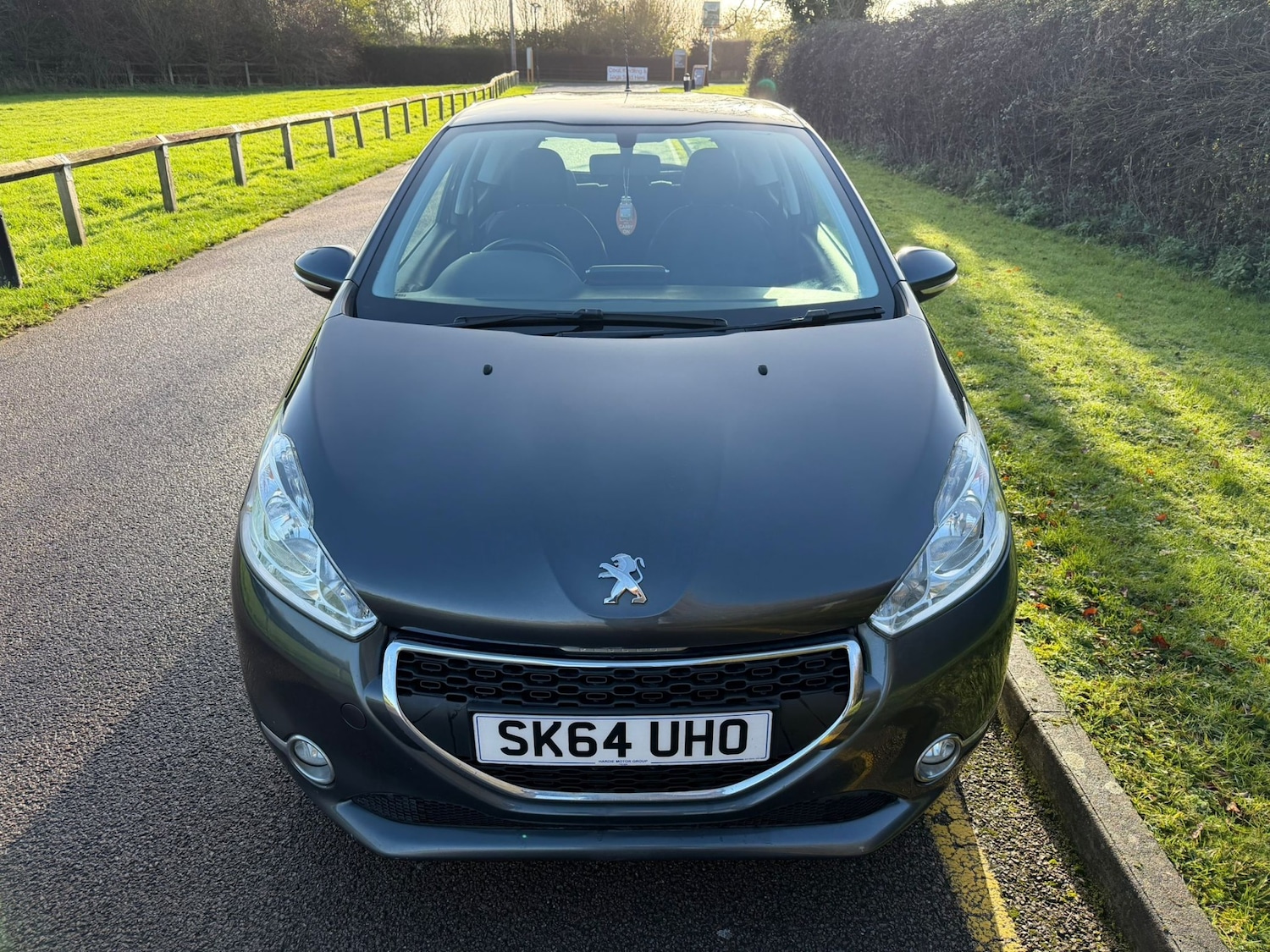 Used Peugeot 208 2014 for sale - 77033528: Photo 14
