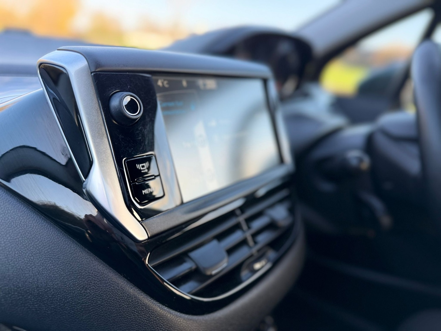 Used Peugeot 208 2014 for sale - 77033528: Photo 27