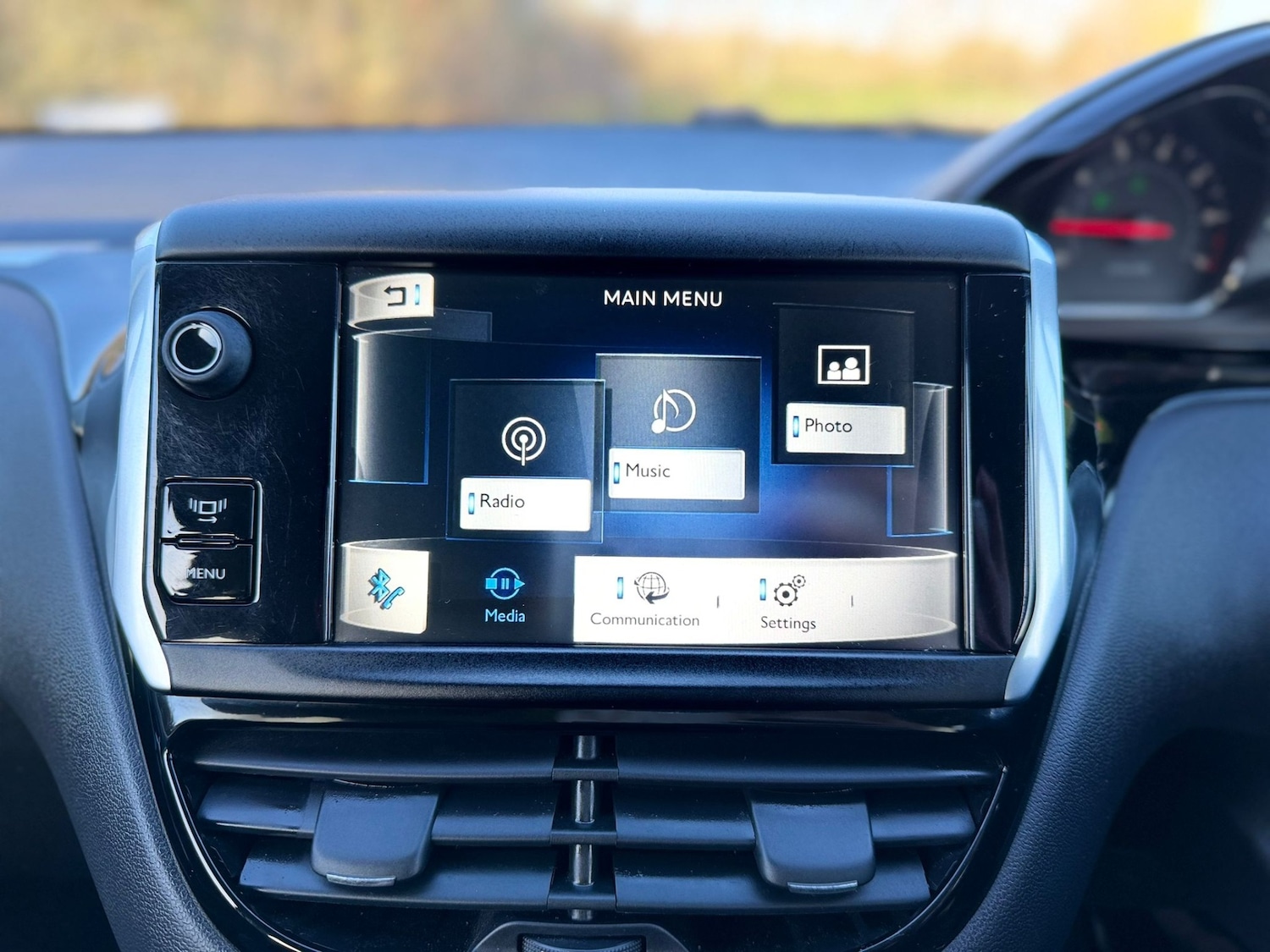 Used Peugeot 208 2014 for sale - 77033528: Photo 29