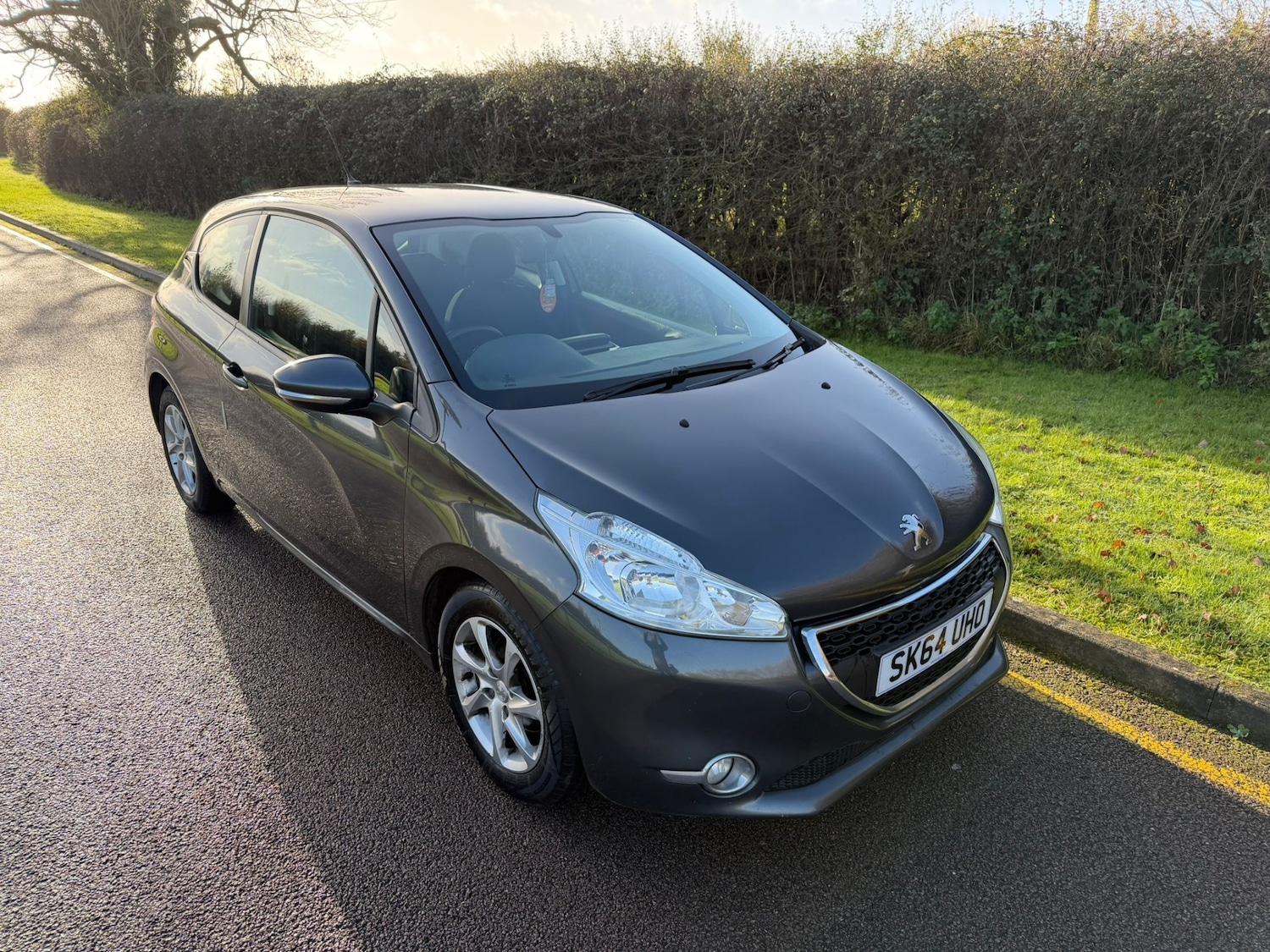 Used Peugeot 208 2014 for sale - 77033528: Photo 7