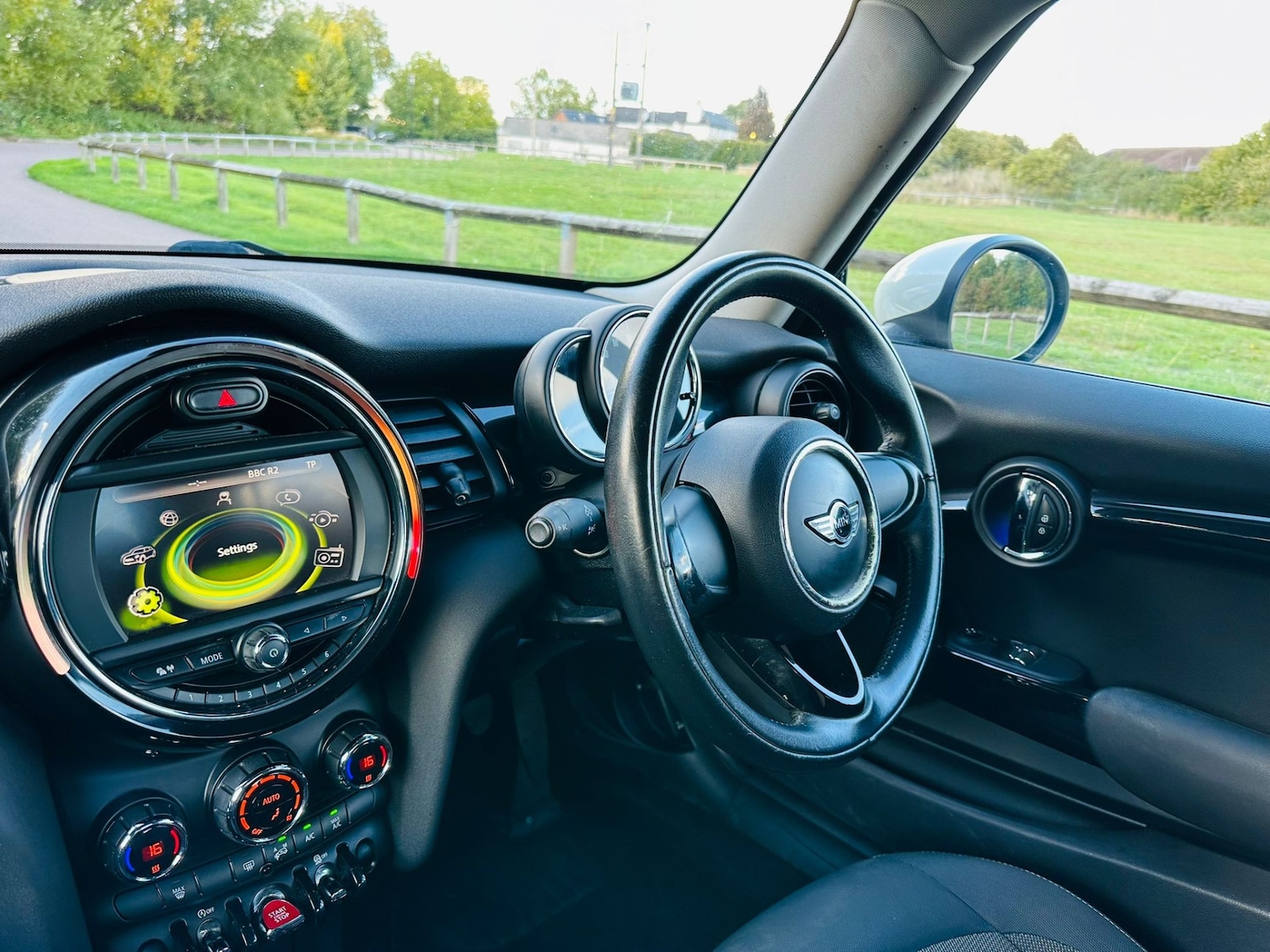 Used MINI Hatch 2015 for sale - 77033595: Photo 29