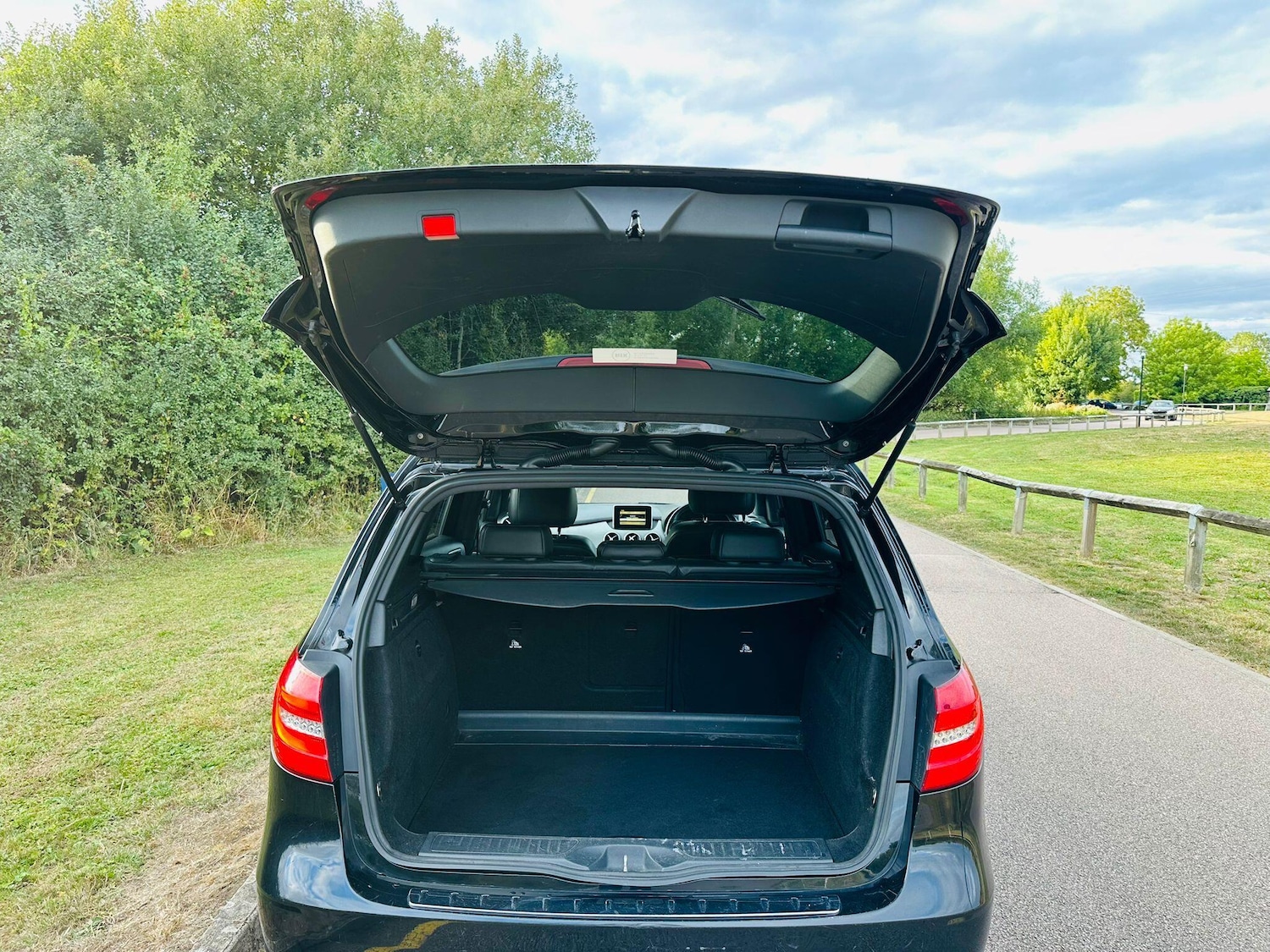 Used Mercedes-Benz B Class 2012 for sale - 76689430: Photo 20