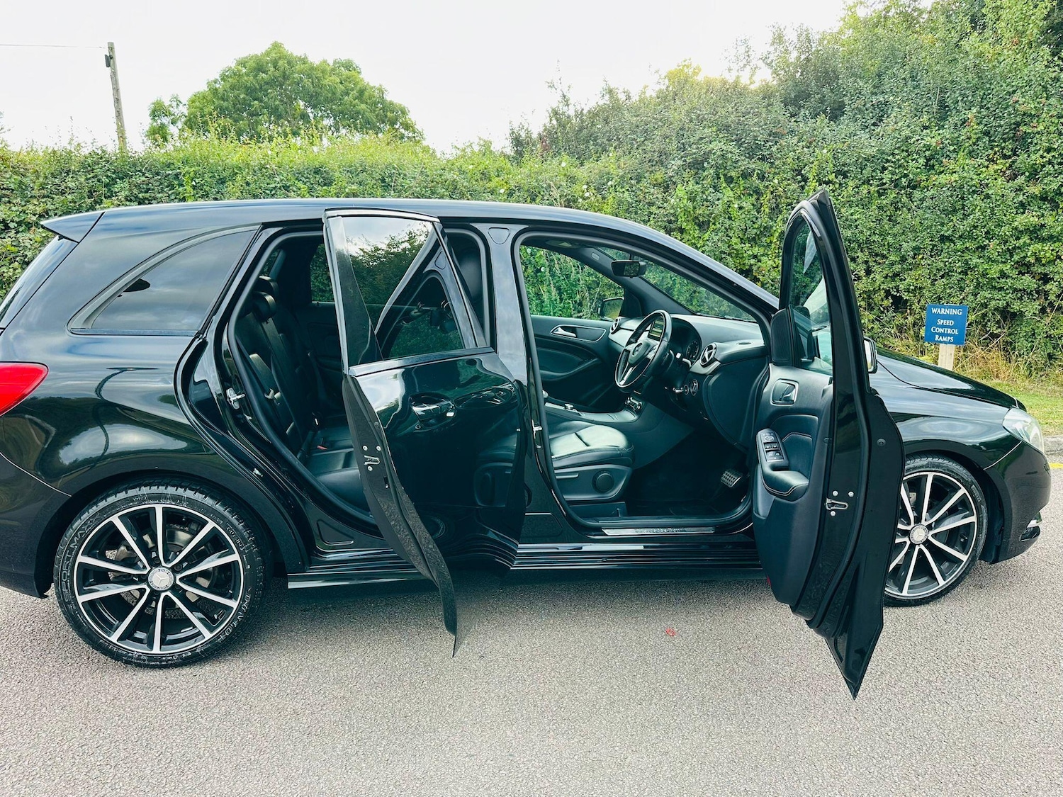 Used Mercedes-Benz B Class 2012 for sale - 76689430: Photo 25