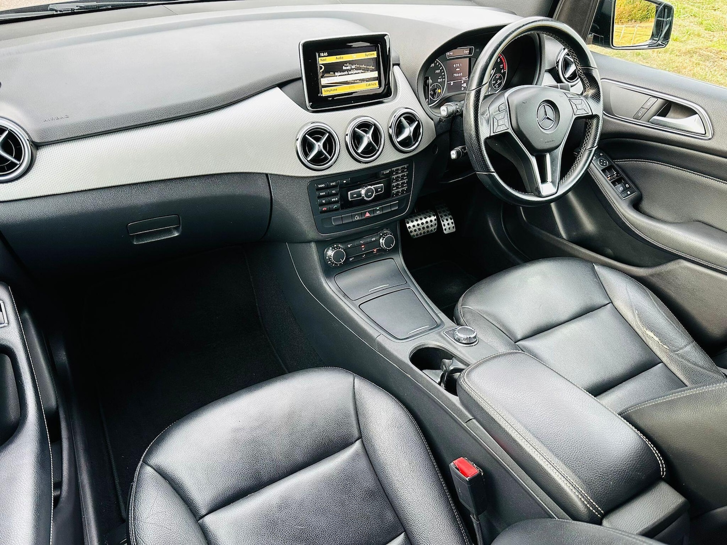 Used Mercedes-Benz B Class 2012 for sale - 76689430: Photo 30