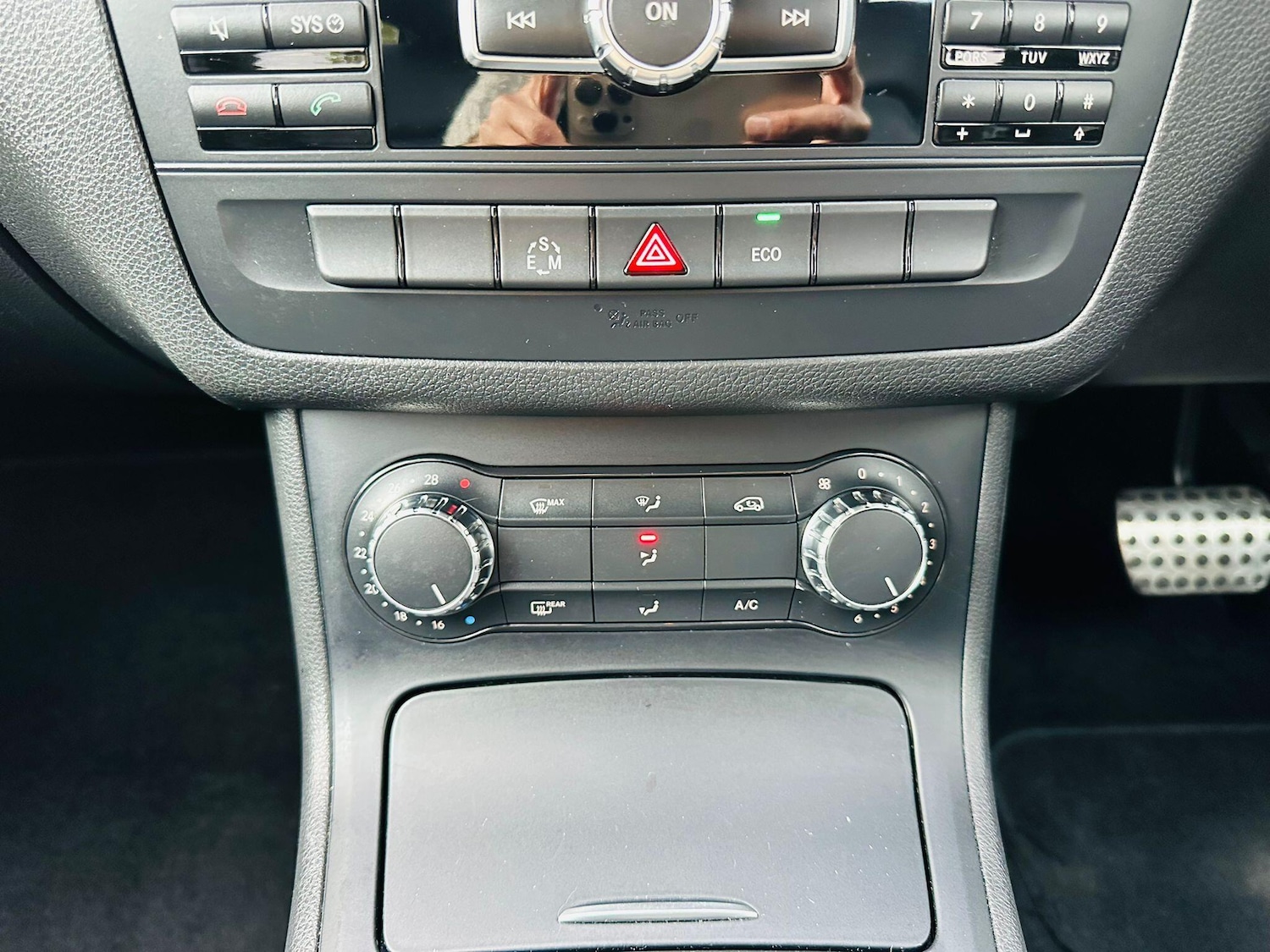 Used Mercedes-Benz B Class 2012 for sale - 76689430: Photo 42