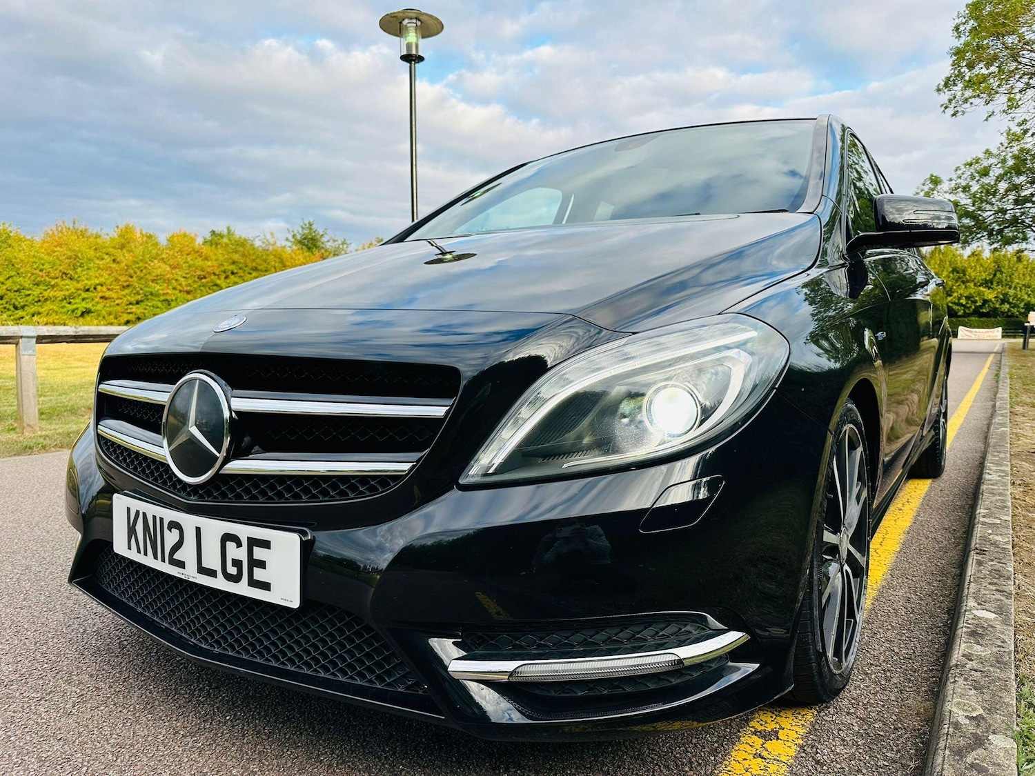 Used Mercedes-Benz B Class 2012 for sale - 76689430: Photo 8