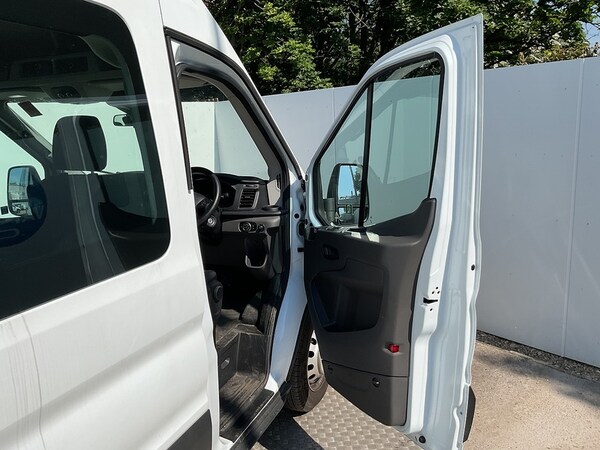 Used Ford Transit 2023 for sale - 74624973: Photo 41