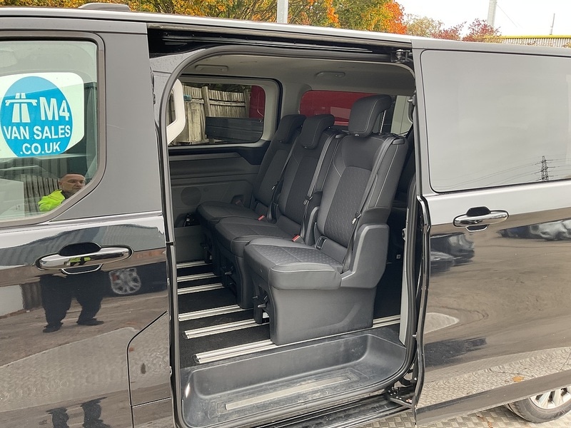 Used Ford Tourneo Custom 2024 for sale - 76224061: Photo 2