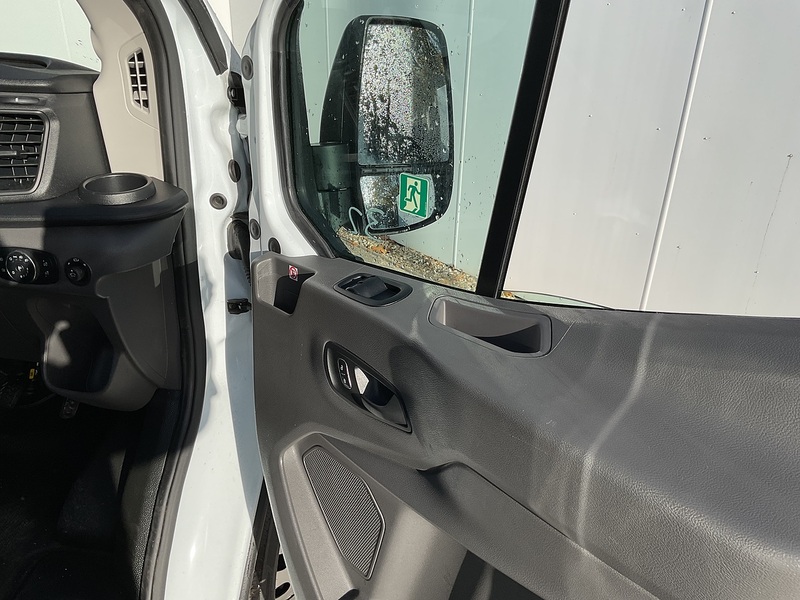 Used Ford Transit 2024 for sale - 76330458: Photo 63