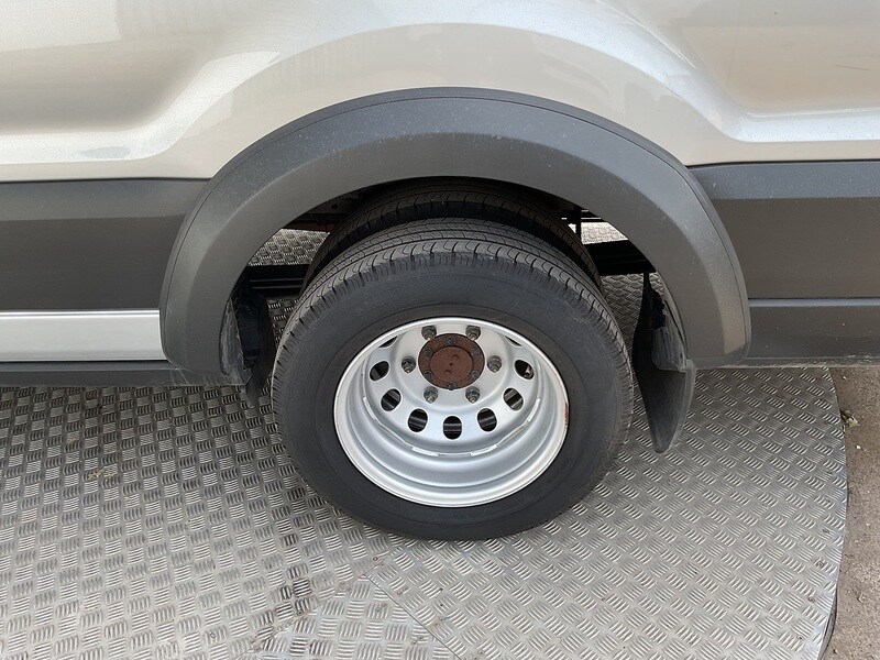 Vehicle 33