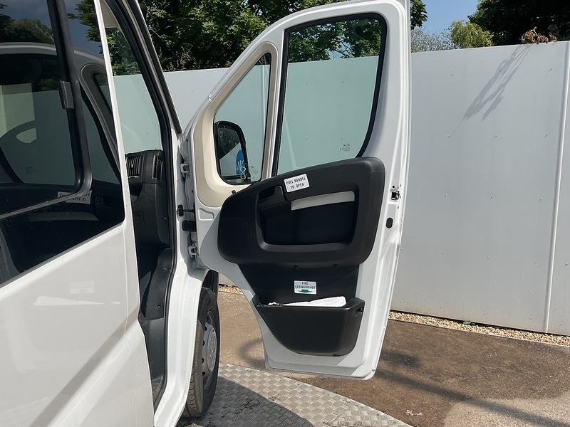 Vehicle 29