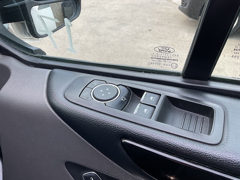 Used Ford Tourneo Custom 2020 for sale - 77742415: Photo 31