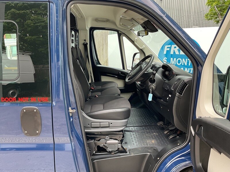 Vehicle 33