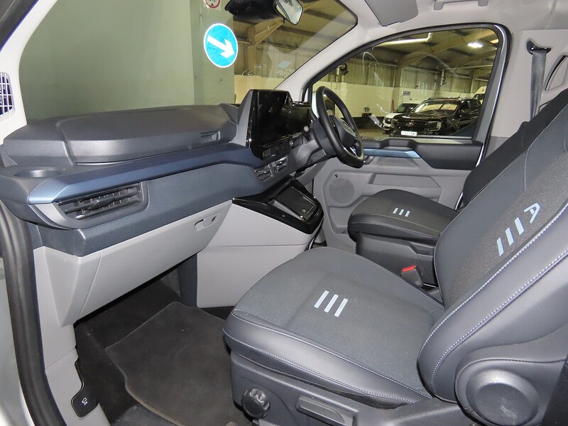 Used Ford Tourneo Custom 2025 for sale - 77998331: Photo 19