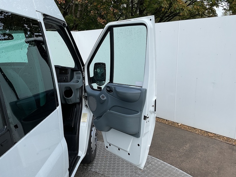 Vehicle 44