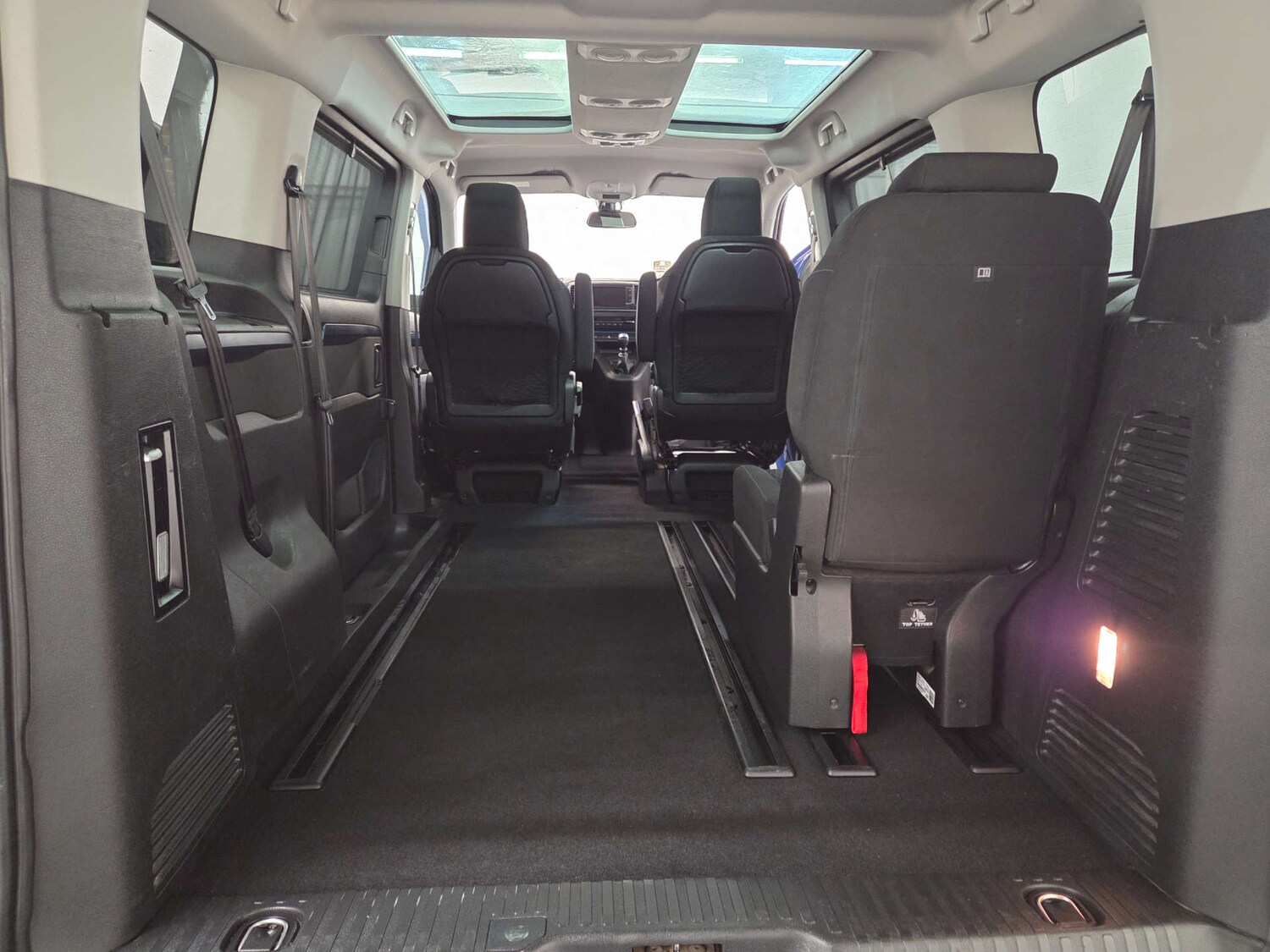 Used Peugeot Traveller 2017 for sale - 77470076: Photo 39