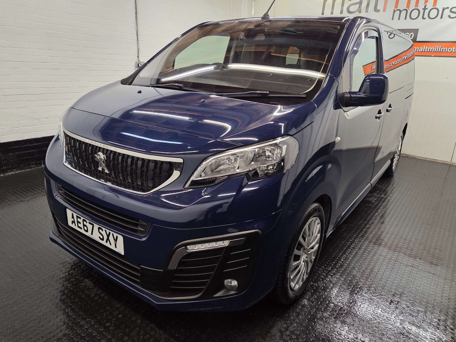 Used Peugeot Traveller 2017 for sale - 77470076: Photo 4