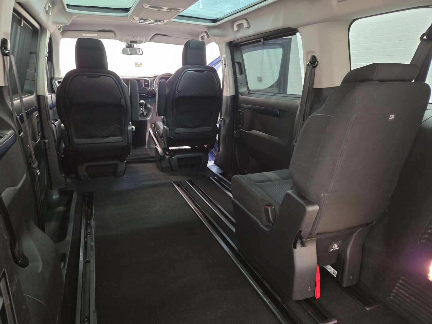 Used Peugeot Traveller 2017 for sale - 77470076: Photo 40