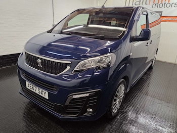 Used Peugeot Traveller 2017 for sale - 77470076: Photo