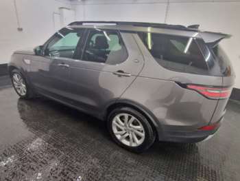 Used Land Rover Discovery 2019 for sale - 74086934: Photo