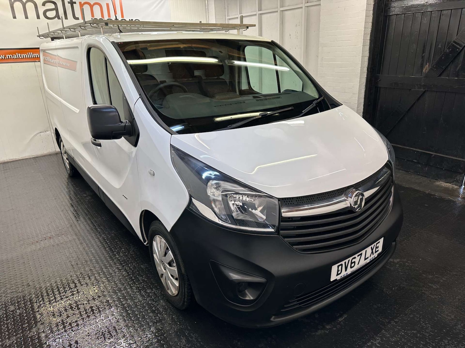 Used Vauxhall Vivaro 2017 for sale - 76159793: Photo 1