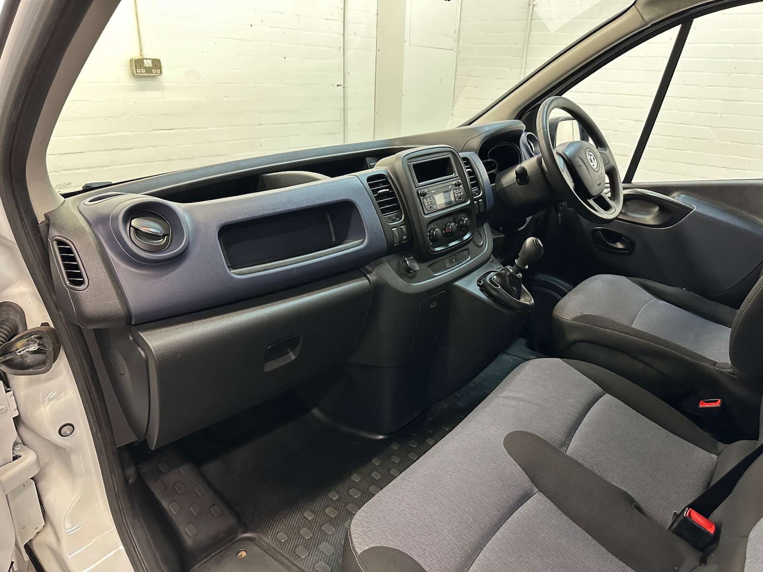 Used Vauxhall Vivaro 2017 for sale - 76159793: Photo 21