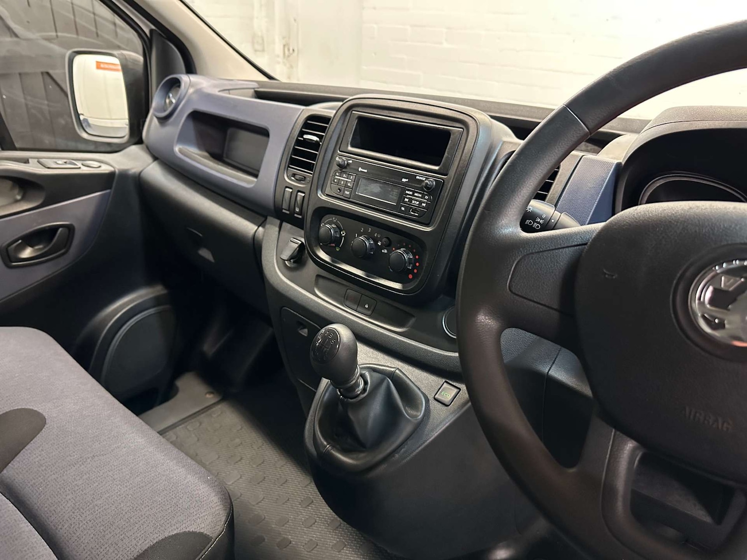 Used Vauxhall Vivaro 2017 for sale - 76159793: Photo 26