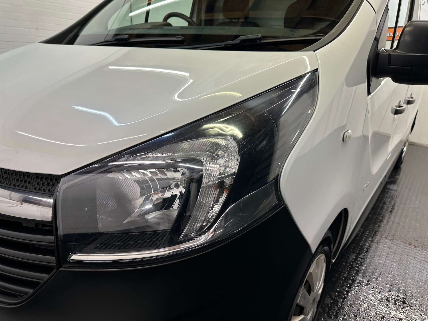 Used Vauxhall Vivaro 2017 for sale - 76159793: Photo 8