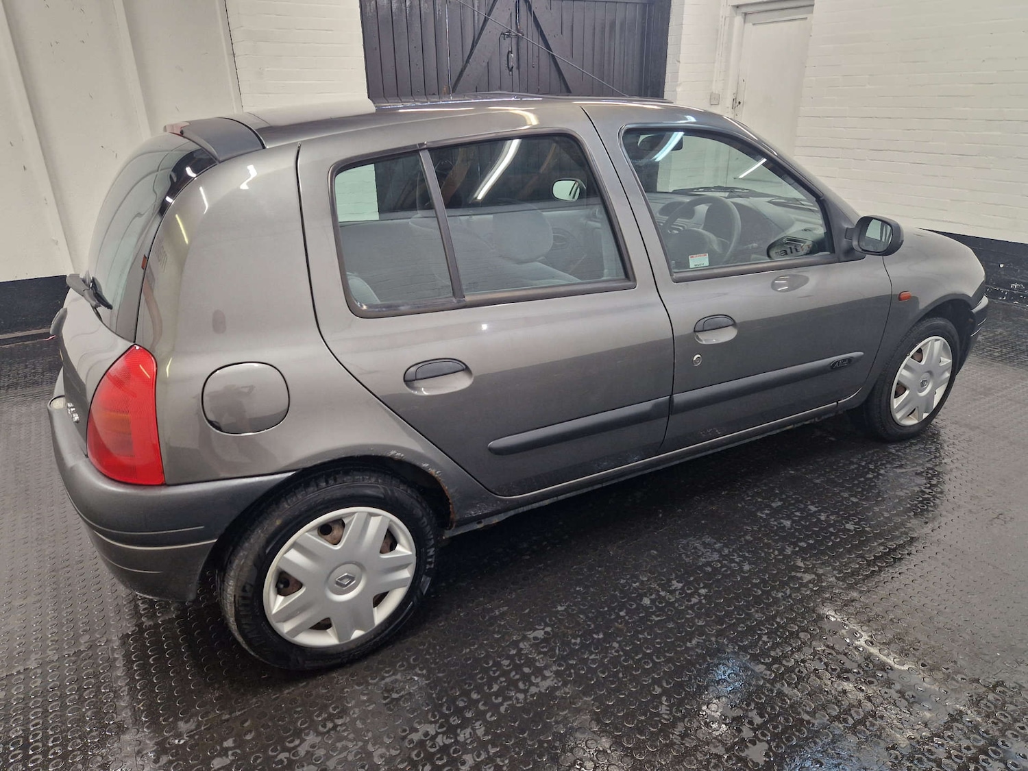 Vehicle 31
