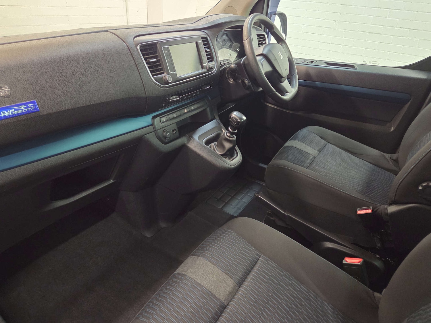 Used Peugeot Traveller 2017 for sale - 77127308: Photo 17