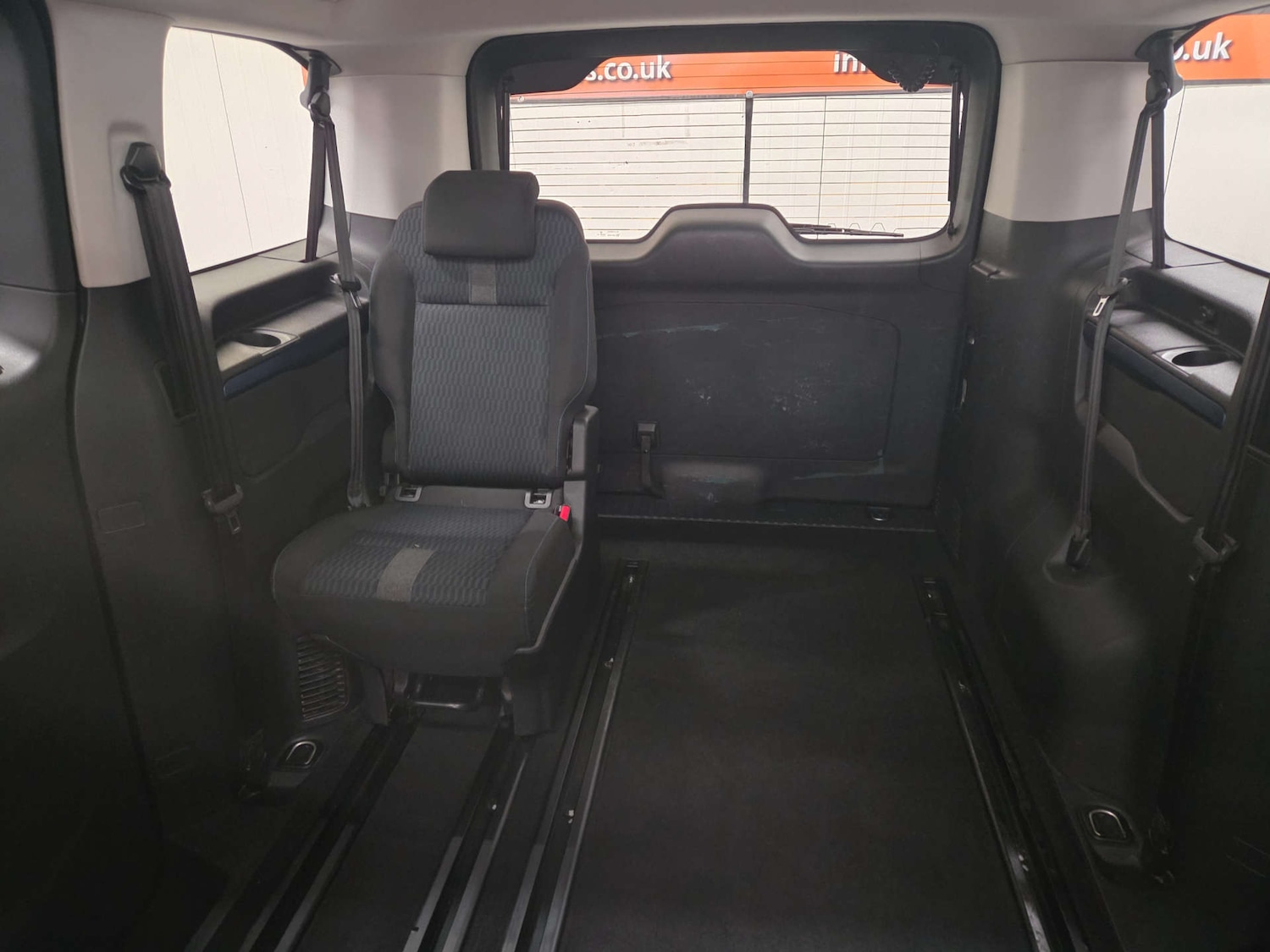 Used Peugeot Traveller 2017 for sale - 77127308: Photo 38