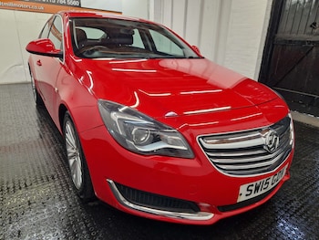 Vauxhall - Insignia