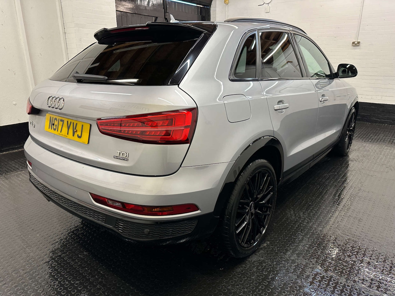 Used Audi Q3 2017 for sale - 76637962: Photo 16