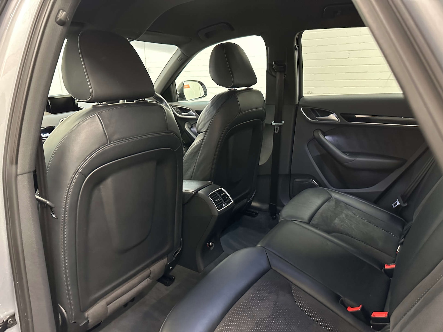 Used Audi Q3 2017 for sale - 76637962: Photo 33