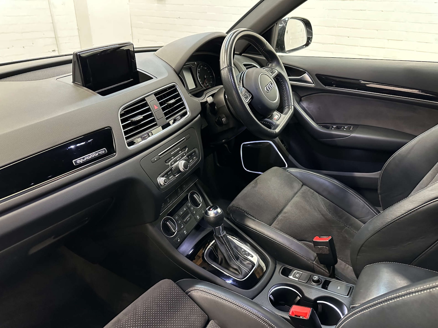 Used Audi Q3 2017 for sale - 76637962: Photo 40