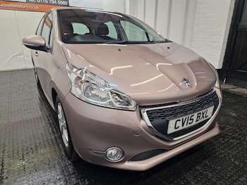 Used Peugeot 208 2015 for sale - 75467096: Photo