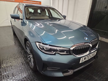 Used BMW 3 Series 2020 for sale - 77938496: Photo