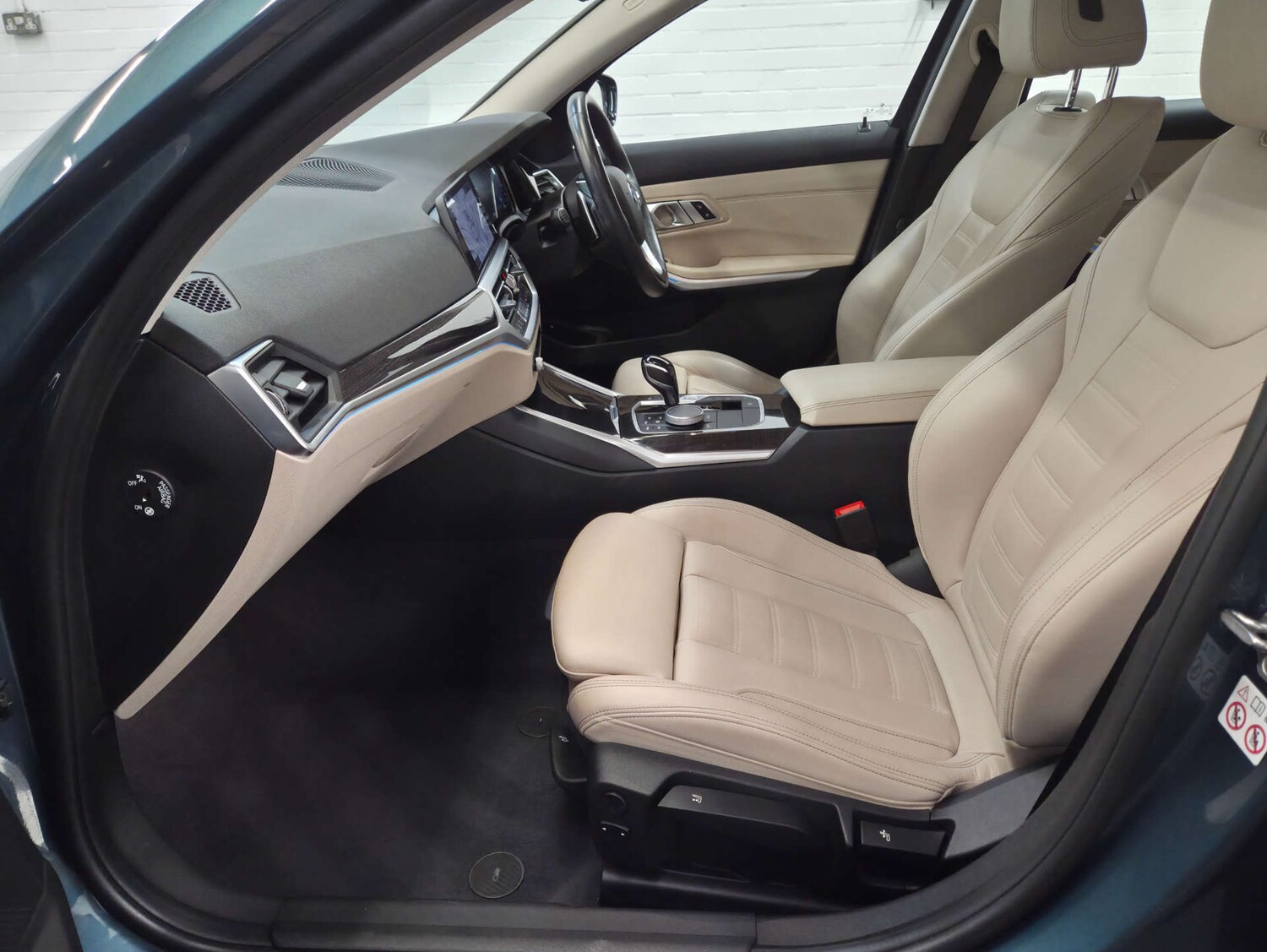 Used BMW 3 Series 2020 for sale - 77938496: Photo 32