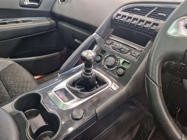 Used Peugeot 3008 2015 for sale - 74877398: Photo 17