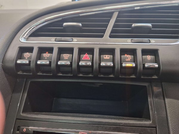 Used Peugeot 3008 2015 for sale - 74877398: Photo 28